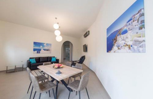 Emporio Apartment | Santorini Pictures apartment