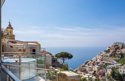 Liparlati Apartment | Santoro Suite - De Vivo Realty