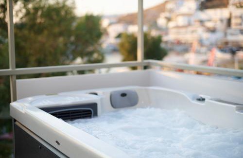 Merichas Apartment | Sapphire Kythnos Suites