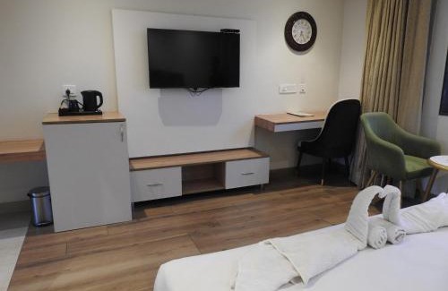 Bullawala Hotel | Sapphire Sky Hotel