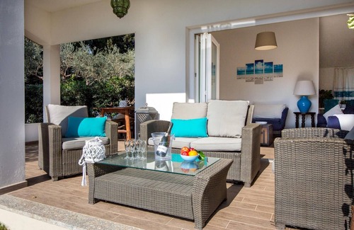Quartu Sant'Elena House | Sardinia Hostay Holiday House With Garden Sant Isidoro