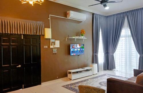 Kampung Jelatang House | Sarrah Homestay At Kasa Height Residence
