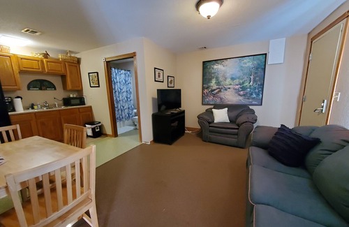 Garfield House | Sassafras Inn/Unit C - Close to Marina & Boat Launch; 30 min to Eureka Springs