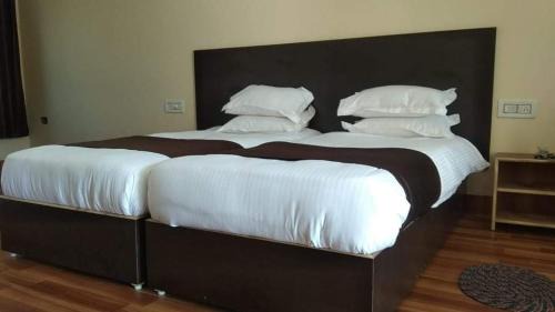 Athagarh Hotel | Satkosia Hill View resort
