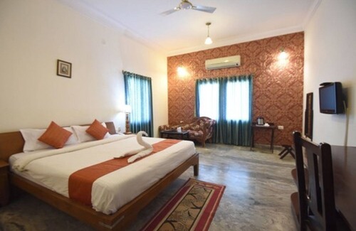 Village Hokra Hotel | Satyam Palace Resort