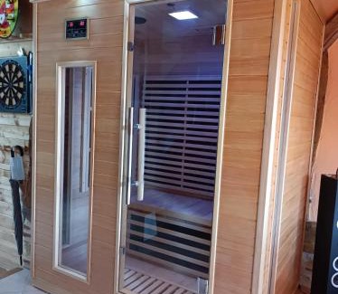 Ladon Villa | Sauna & Double Jacuzzi intérieur et sous les étoiles 1h30 Paris