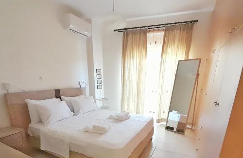 Rethymno Apartment | Saxophone House seaview family apartment