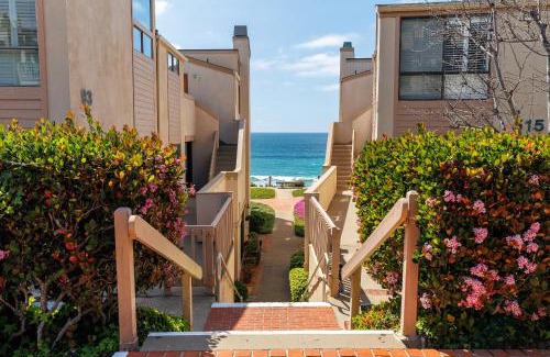 Solana Beach House | SB-503 - Cali Surfer Lounge