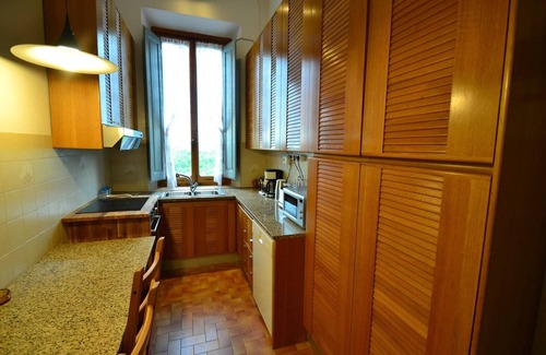 Montefiridolfi House | Scenic Trails and stone stays