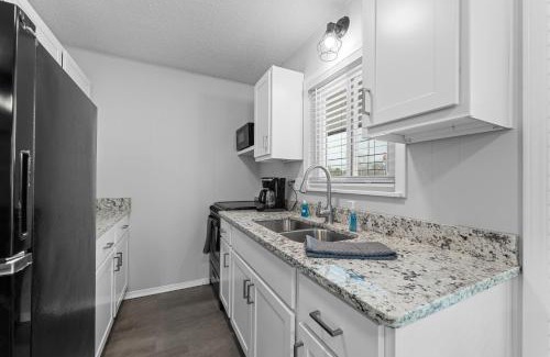 Indian Point Apartment | SC15- Silver Cove 15 condo