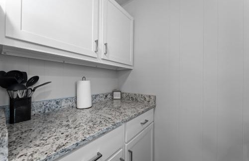 Indian Point Apartment | SC15- Silver Cove 15 condo