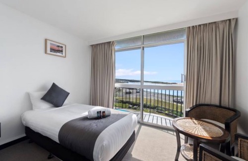 Scamander Hotel | Scamander Beach Resort