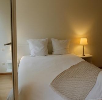 Nommern Apartment | Scandi Design 1BD Apartment - Workspace Parking