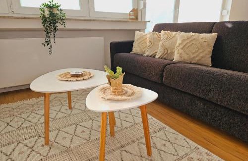 Buderich Apartment | Scandi Flat Düsseldorf Airport & Messe