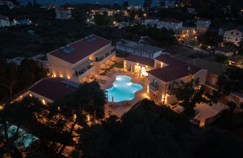 Parga Hotel | Scarabeo Suites & Villas