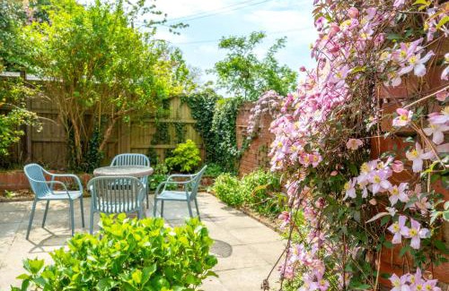 Aldborough House | Scarrowbeck House