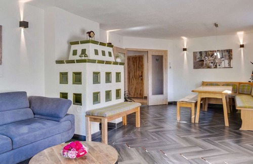 Maria Alm am Steinernen Meer Apartment | Scenic Apartment in Maria Alm near Ski Lift
