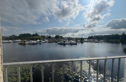 Cortober House | Scenic River Shannon Three bedroom house