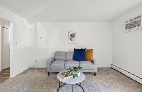 Parma Apartment | Scenic Towers 3102 I Cozy & Comfy I Free Parking