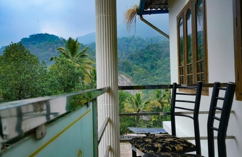 Devikolam Cottage | Scenic Views/3BHK Cottage Stay in Anachal/Munnar