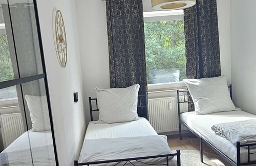 Gottschied Apartment | Schöne Ferienwohnung in Göttschied. 5 Minuten Gehweg vom Klinikum Idar-oberstein