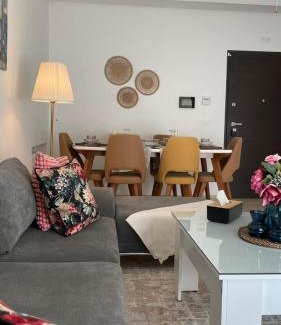 Ain Zaghouan Apartment | Schöne, ruhige neuwertige 127qm Ferienwohnung