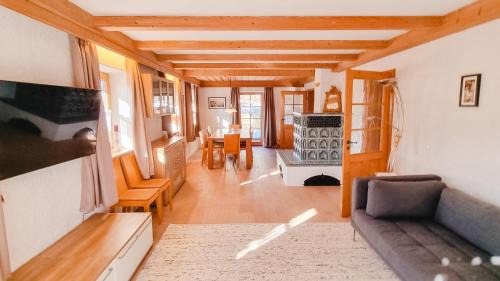 Linden Apartment | schönes Ferienhaus mit Sauna im Grünen