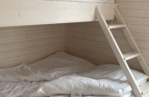 Luebeck House | Schönes Hausboot in der Nähe von Lübeck Unsere Snowbird mit Traumhaftem Trave