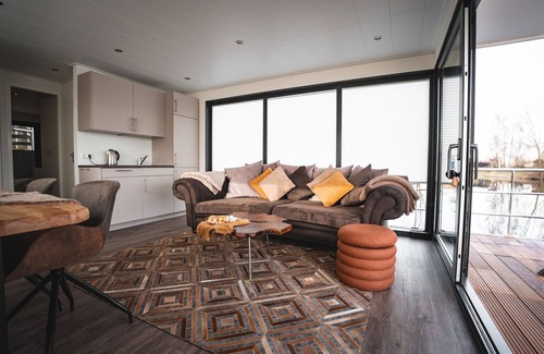 Godelheim Boat Rental | Schönes Hausboot in Höxter