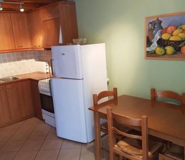 Sarakiniko Apartment | Schinas Apts.