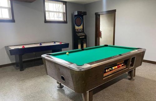 Eau Galle House | School House Inn, 10 Bed, 4 Bath, Sleeps 18, Game Room, Jetted Tub