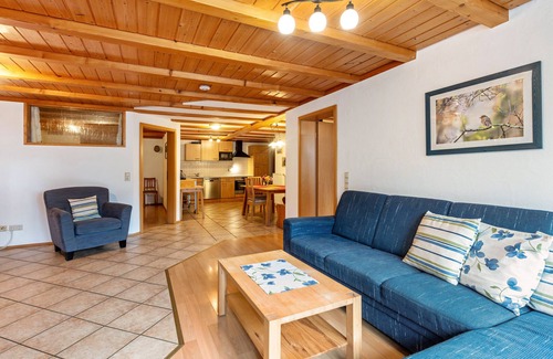 Dachsberg Apartment | ‘Schwalbennest’, the large holiday flat on the ground floor offers space for 2 to 5 people.