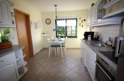 Neu Poserin Apartment | "Schwalbennest" modern, air-conditioned vacation apartment, close to Plau am See.