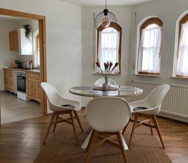 Schopfloch Apartment | Schwarzwald Ferienparadies 2 bis 3 Personen Terrasse kostenloses Parken