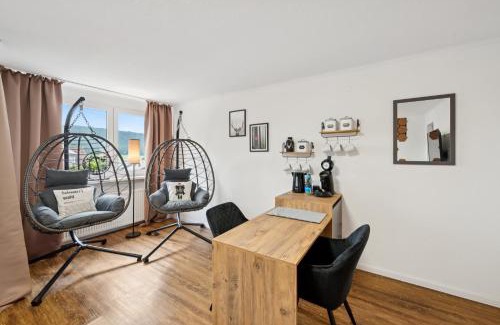 Baiersbronn Apartment | Schwarzwald-Oase mit Balkon und Parkplatz