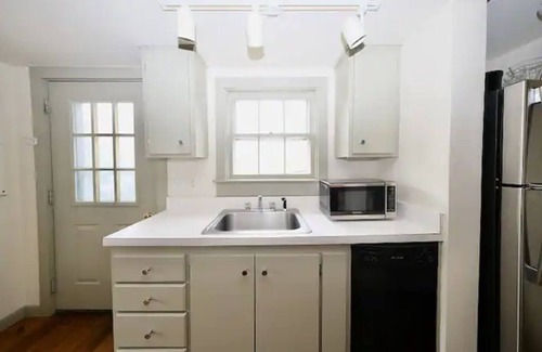 Siasconset House | ‘Sconset Charmer, steps to beach