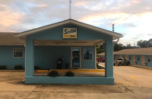 Clanton Hotel | Scottish Inn - Clanton