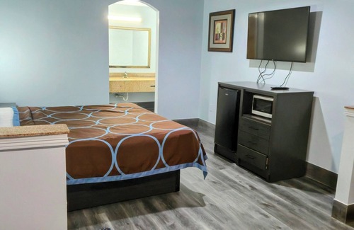 Northeast Houston Hotel | Scottish Inns and Suites East Sam Houston Pkwy