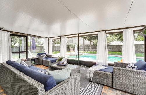 Orlando House | Screened Lanai and Fenced Yard Luxe Orlando Home