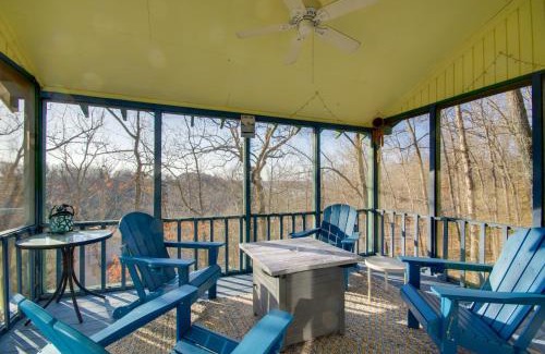 Osage Beach House | Screened Porch and BBQ Margaritaville Resort Escape