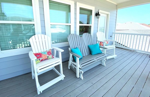 Safe Harbor House | Sdl609-sassy Seahorse
