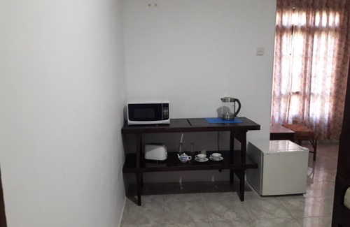 Thiranagama Hotel | Sea Front Hikkaduwa