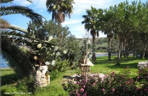 Brucoli House | Sea house with garden - Baia Arcile