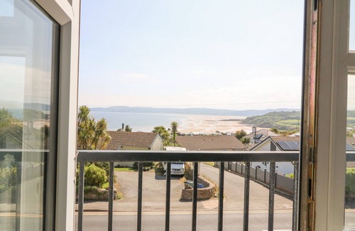 Tyn-y-Gongl Cottage | SEA LA VIE, family friendly, country holiday cottage in Benllech