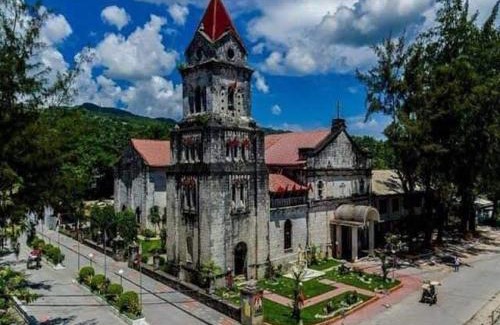 Ginatilan House | Sea Me