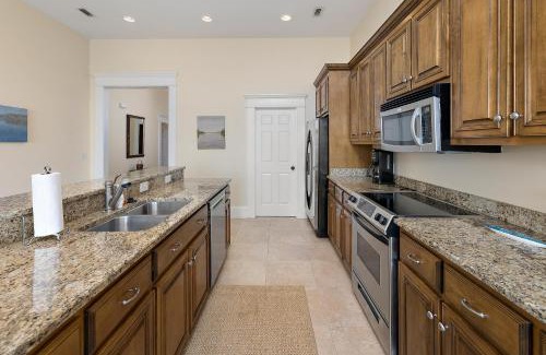Saint Simons Island House | Sea Point #302