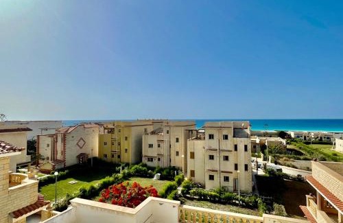 Al-Hammam Ski Chalet | Sea & Pool View Deluxe Chalet - Prime Spot in Badr Resort