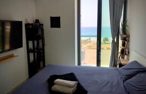 Hadera Apartment | SEA U OLGA - Luxe Apt steps from The Beach