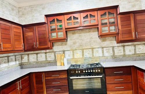 Kivukoni Apartment | SEA-VIEW 3-Bedroom/5-BEDS-APT