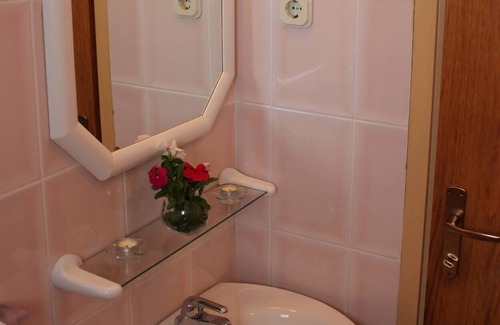 Lukoran Apartment | Sea View Apartment Ruza, sleeps 4